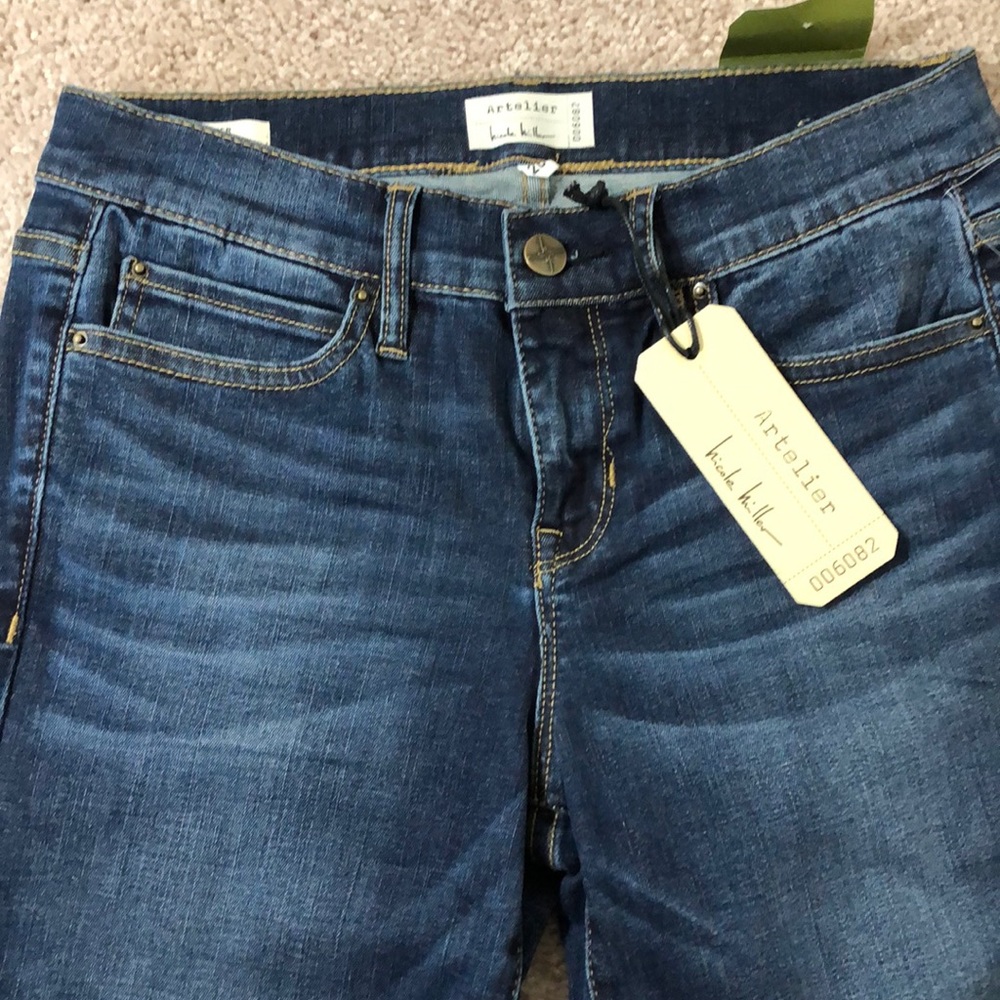 Jean - Picture 3 of 10